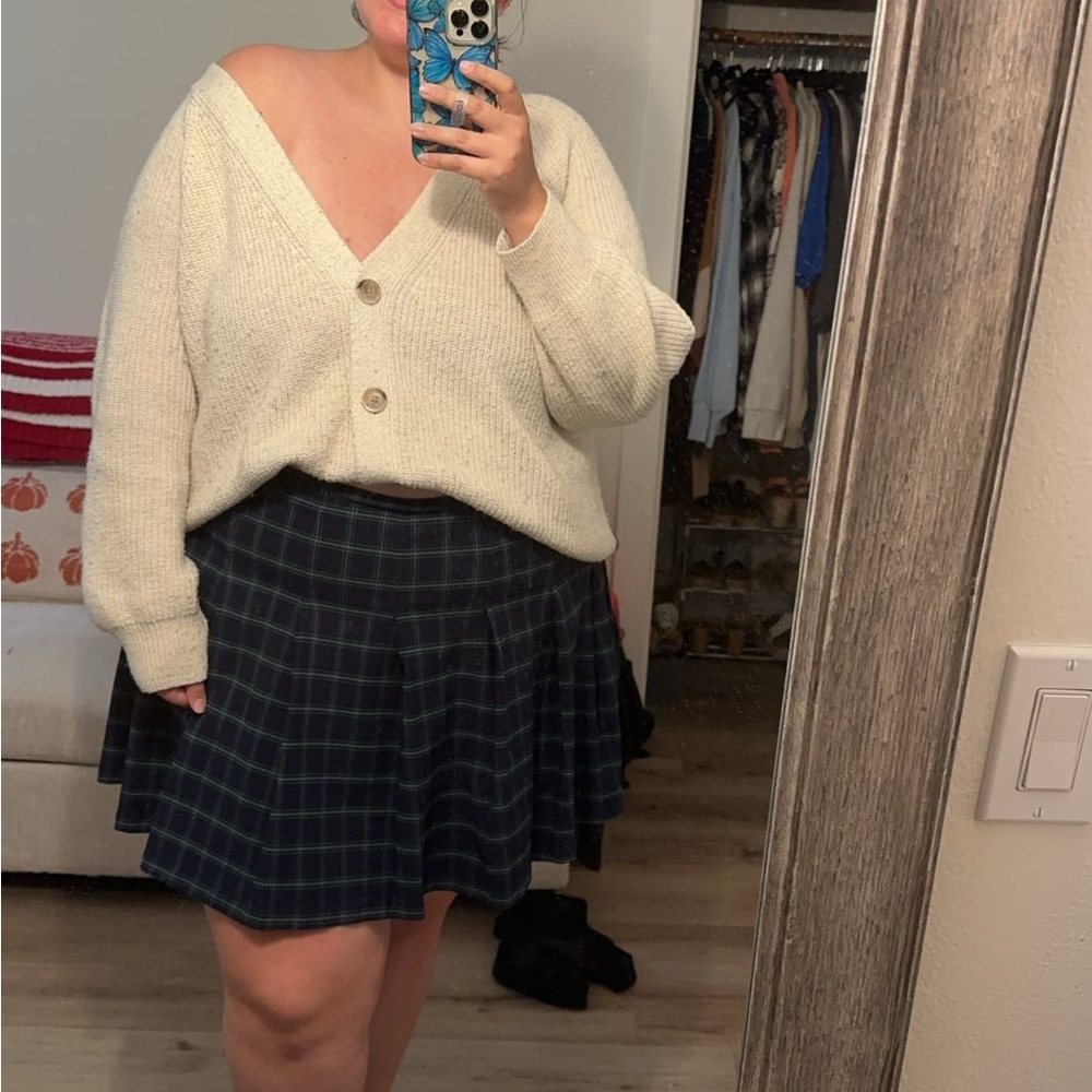 Arula Pleated Navy Skort